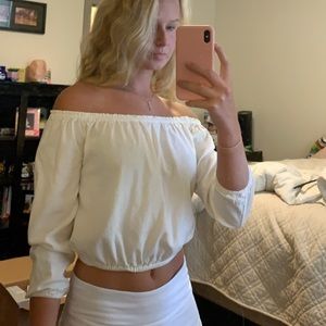 Brandy Melville off the shoulder top